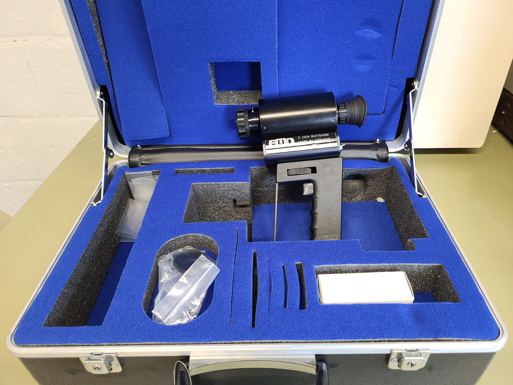 Image of Bruker IFS 66 FT-Raman Spectrometer System with Nikon Optiphot, Compressor Lab