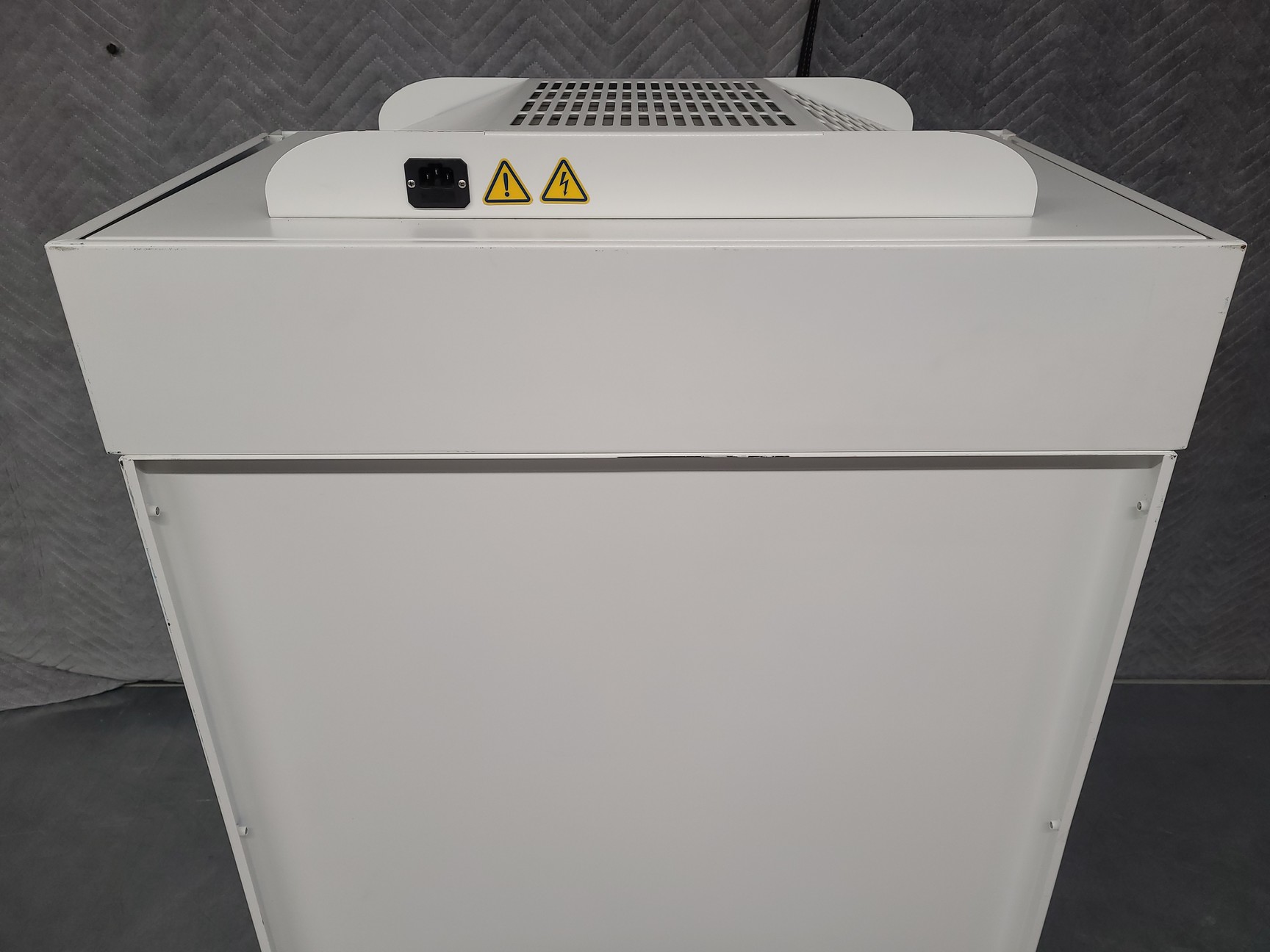 Image of ECO2 Cruma Ductless Filtration Fume Hood Cabinet Lab