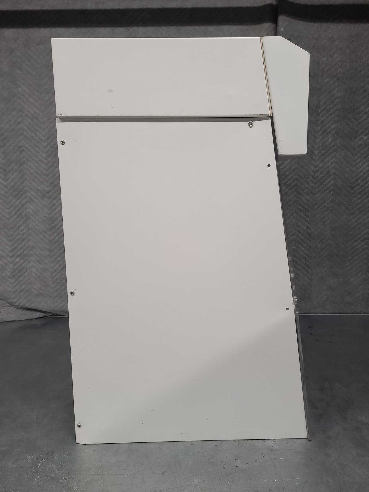 Image of ECO2 Cruma Ductless Filtration Fume Hood Cabinet Lab