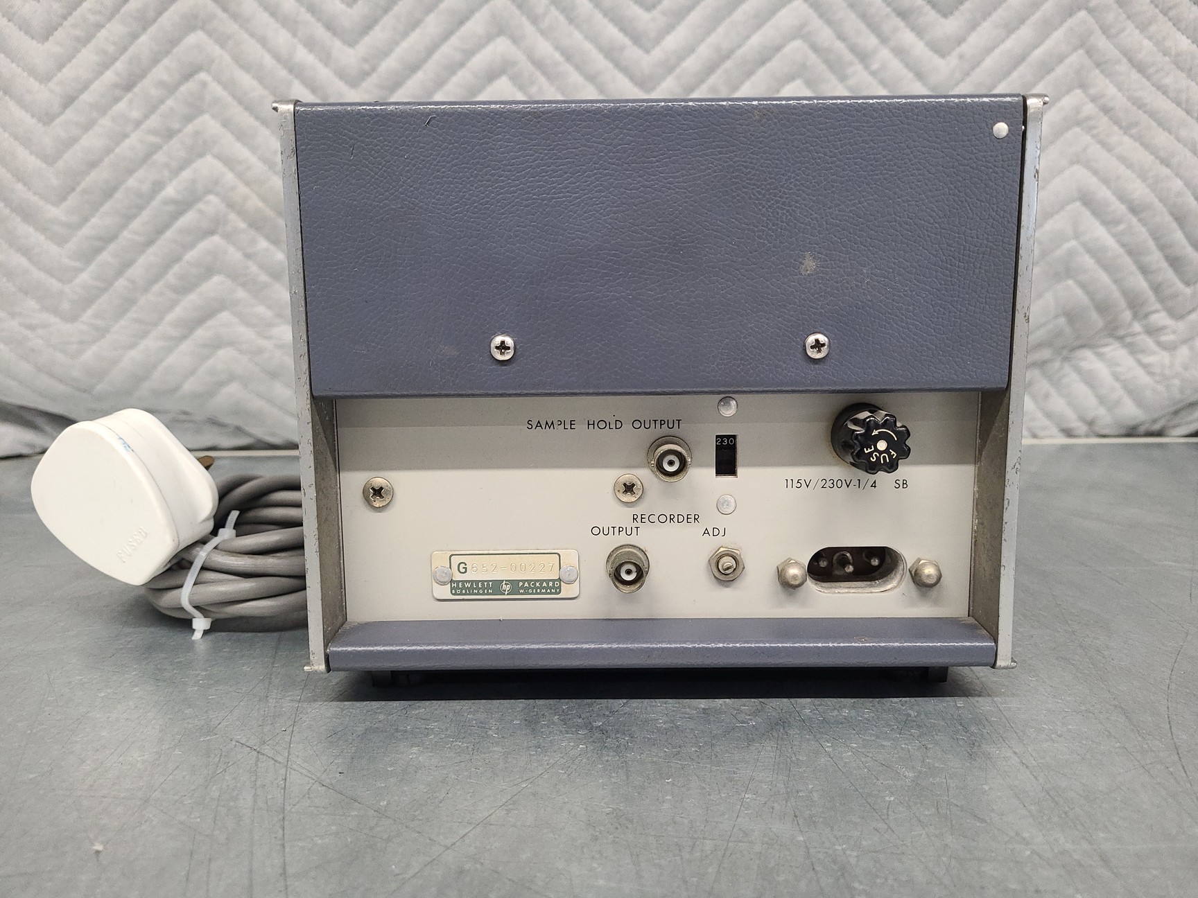 Image of Hewlett Packard 3406A Broadband Sampling Voltmeter with Probe Lab