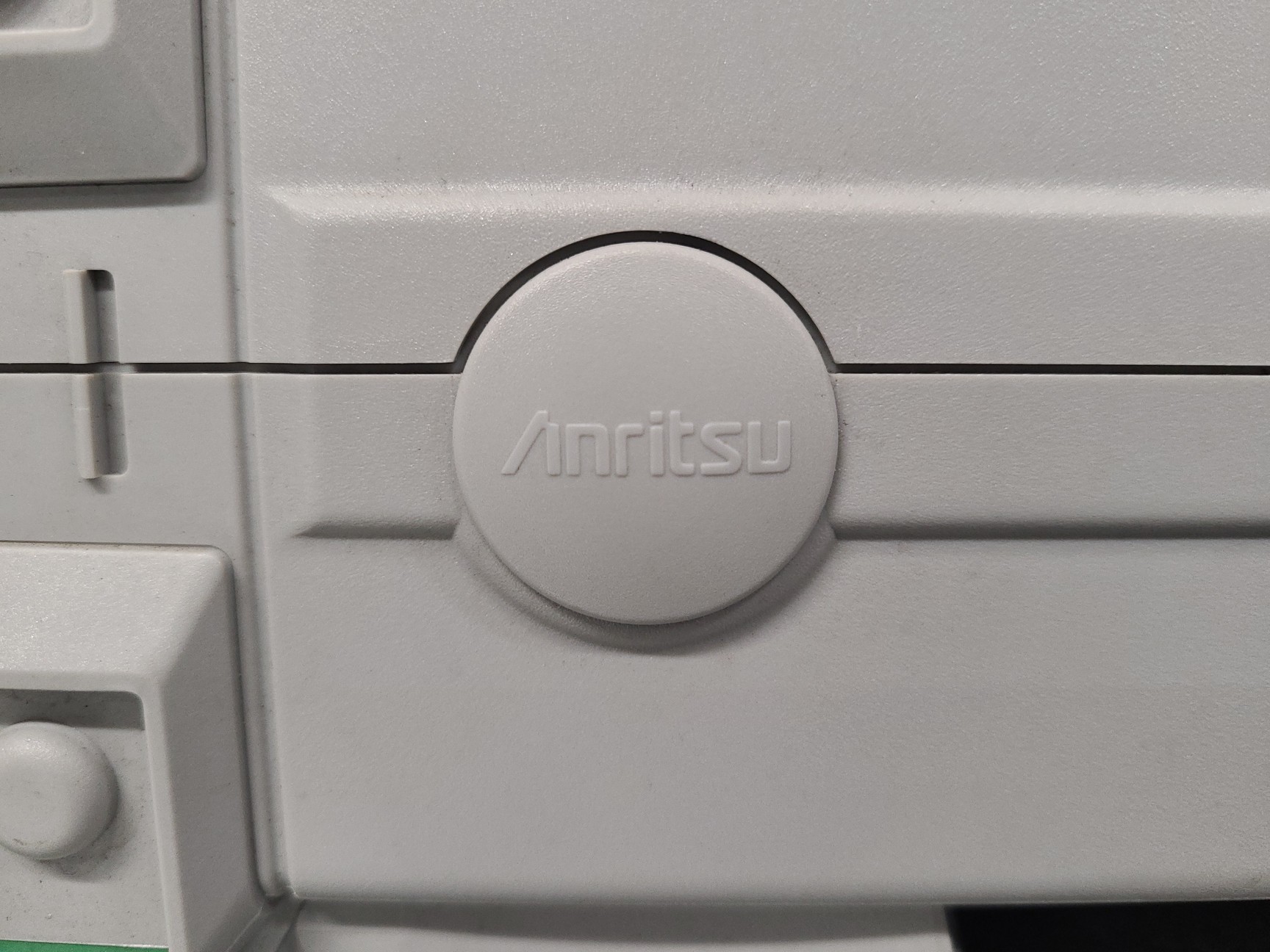 Image of Anritsu MT8850A Bluetooth Test Set Lab