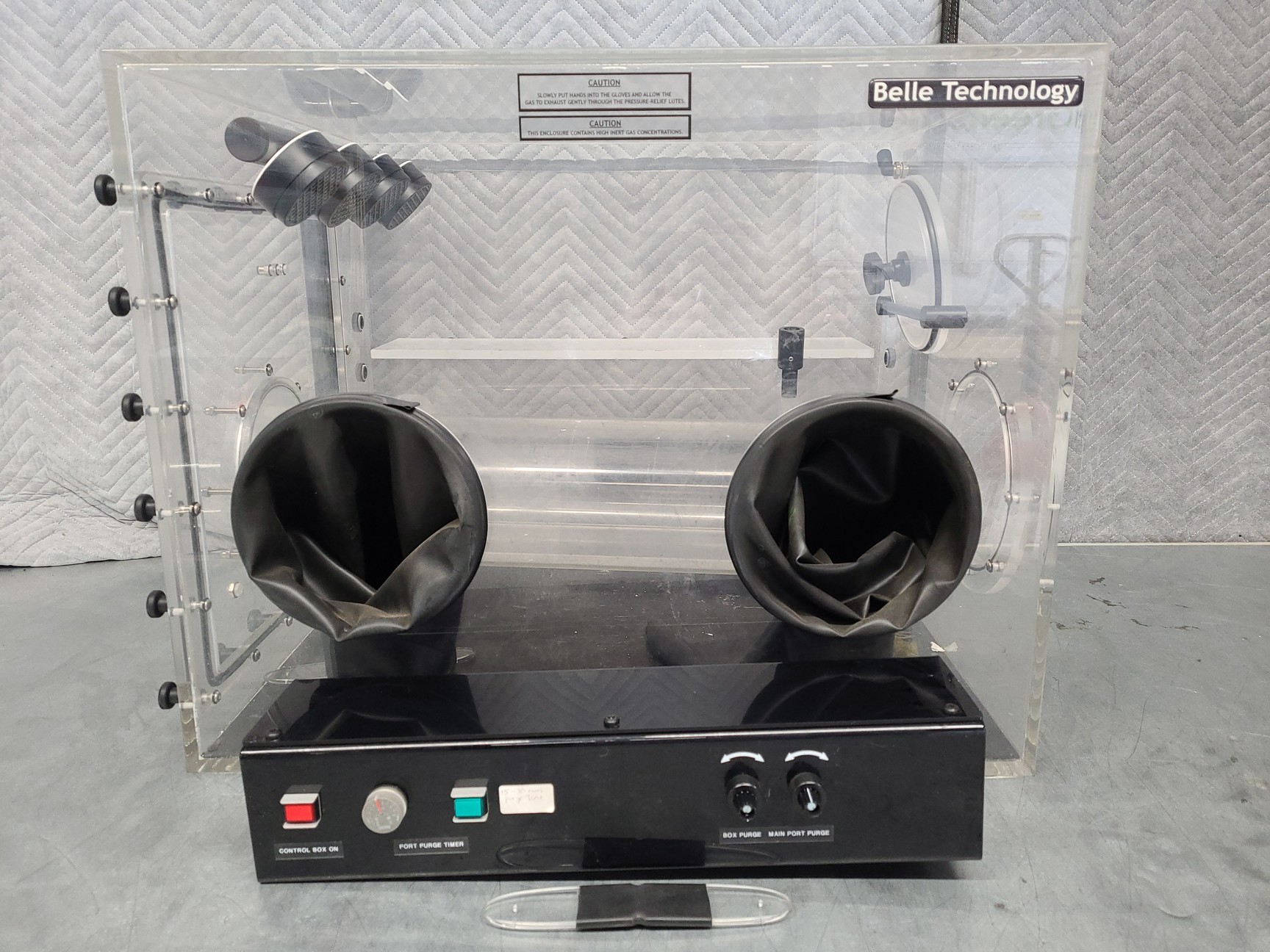 Image of Belle Technology Glove Box + Controller 2 Protective Gloves Lab