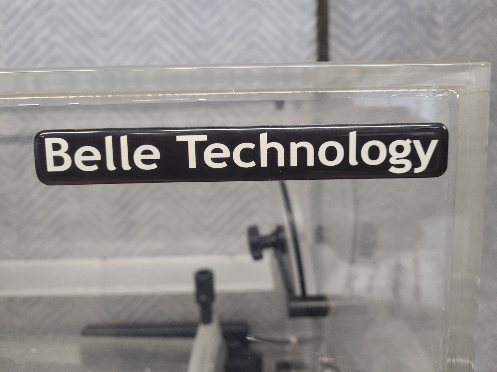Image of Belle Technology Glove Box + Controller 2 Protective Gloves Lab