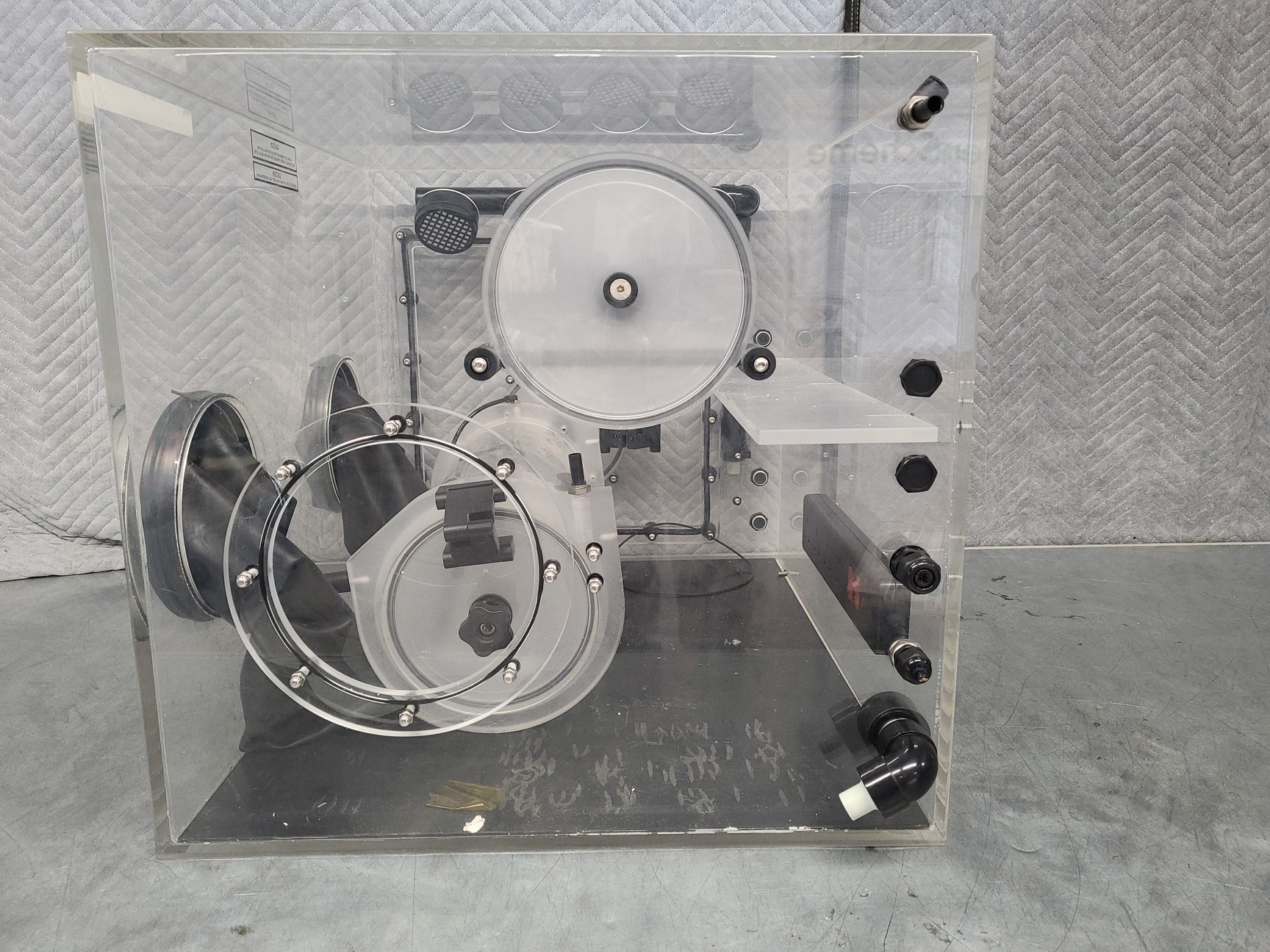 Image of Belle Technology Glove Box + Controller 2 Protective Gloves Lab