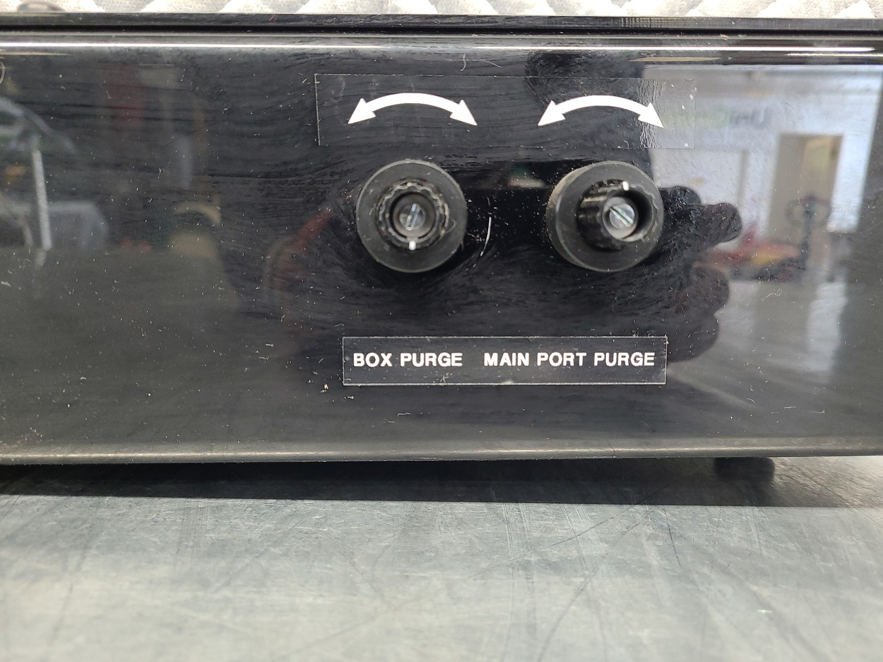 Image of Belle Technology Glove Box + Controller 2 Protective Gloves Lab