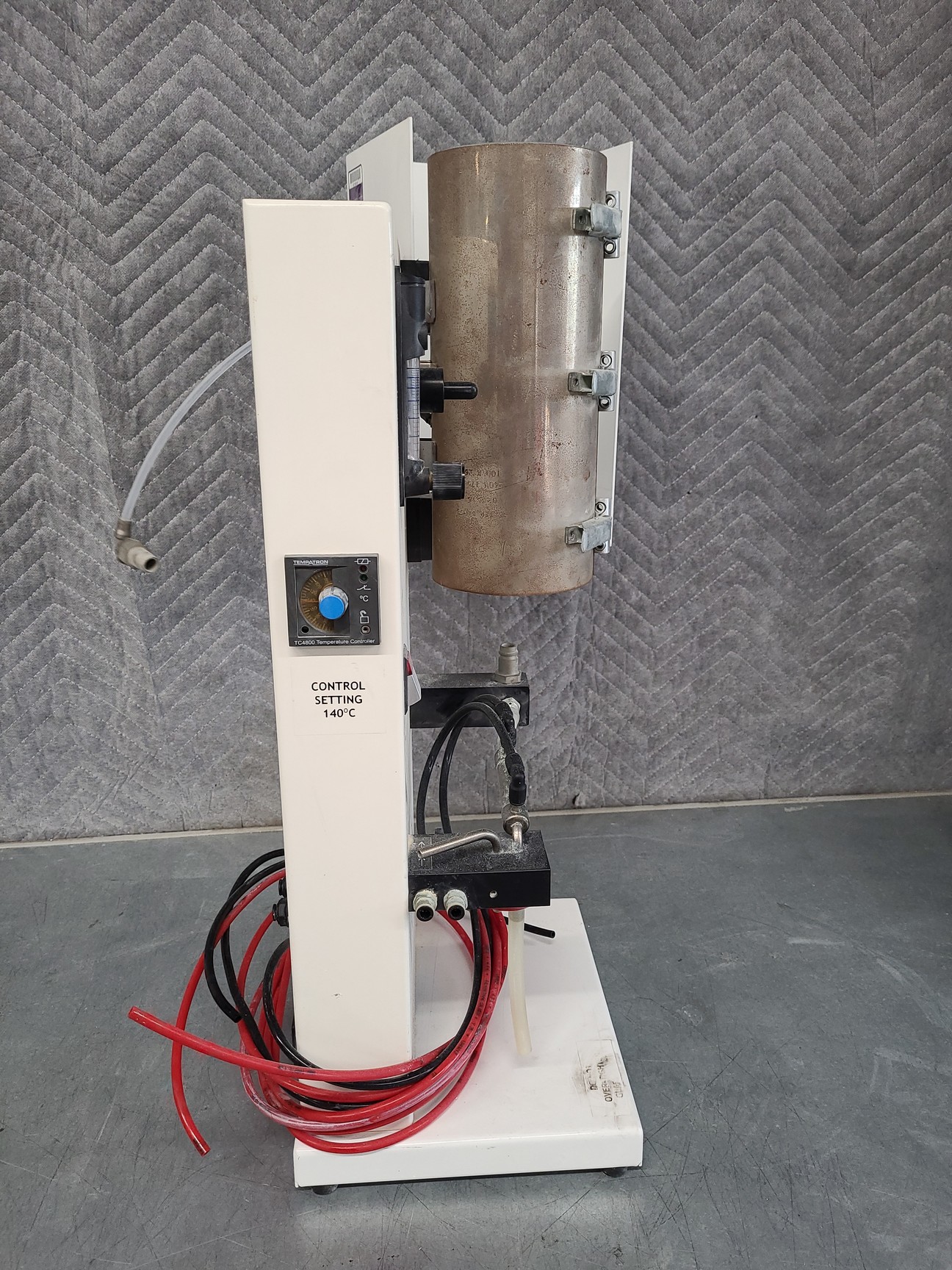 Image of Belle Technology Glove Box + Controller 2 Protective Gloves Lab