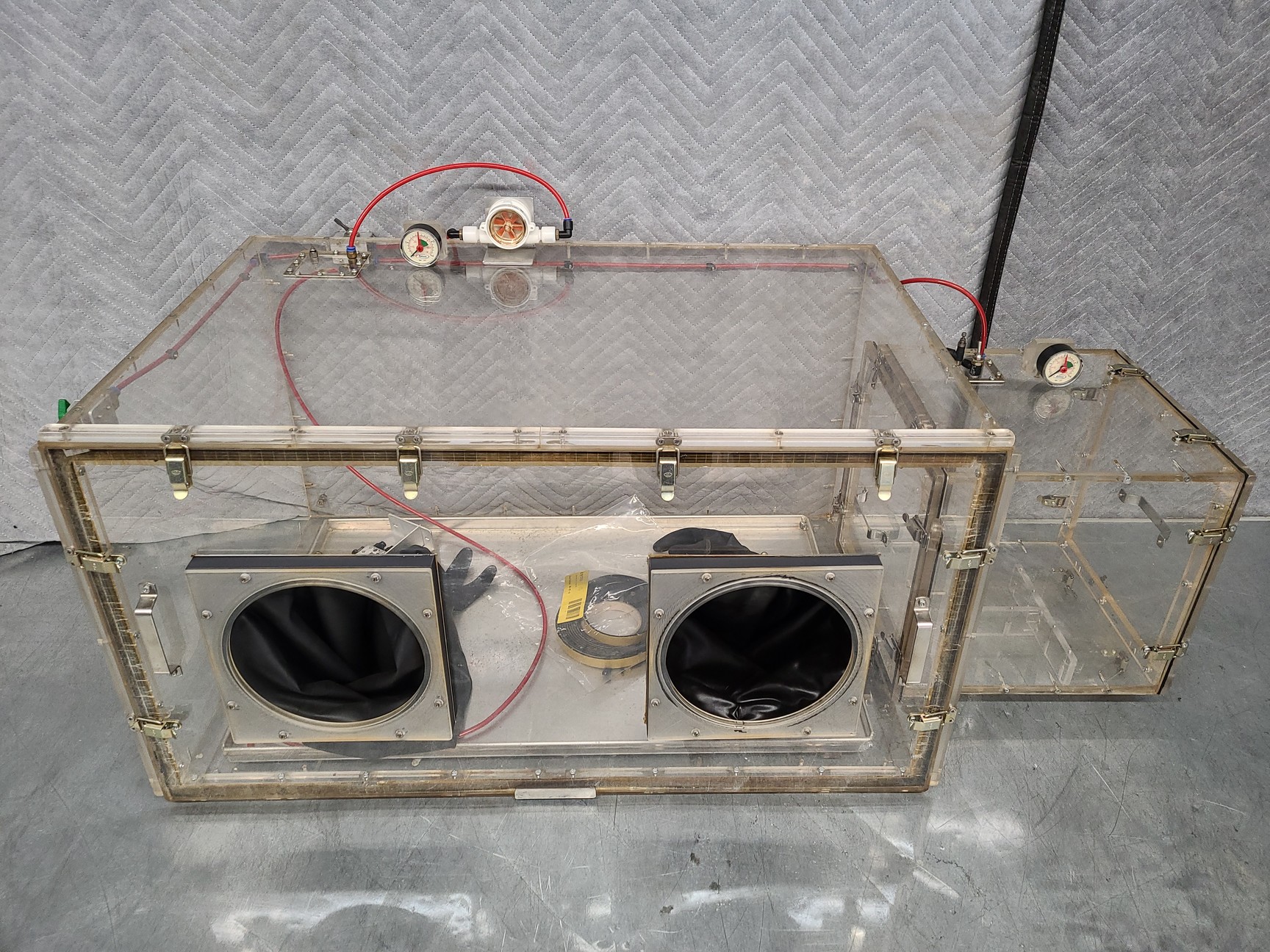 Image of Perspex Laboratory Glove Box & 2 Protective Gloves Lab