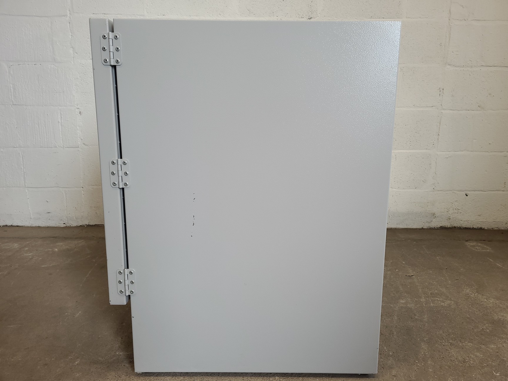 Image of Leader Engineering Laboratory Incubator Model GP/150/CLAD/VIS/SD/100/HYD Lab