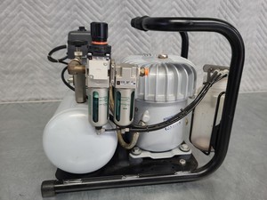 Thumbnail image of Genomic Solutions Jun-Air Mini Air Compressor Lab