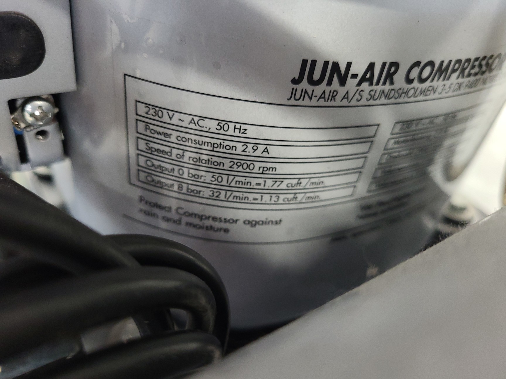 Image of Genomic Solutions Jun-Air Mini Air Compressor Lab