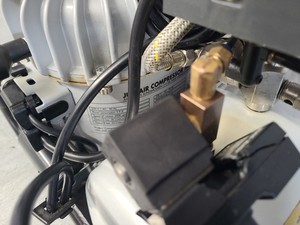Thumbnail image of Genomic Solutions Jun-Air Compressor DK-9400 Model 6 Lab