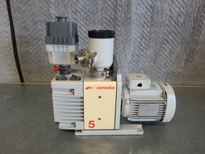 Thumbnail image of Rigaku Micro Max 007 X-ray Generator System Protein Crystallography + Marcam CCD