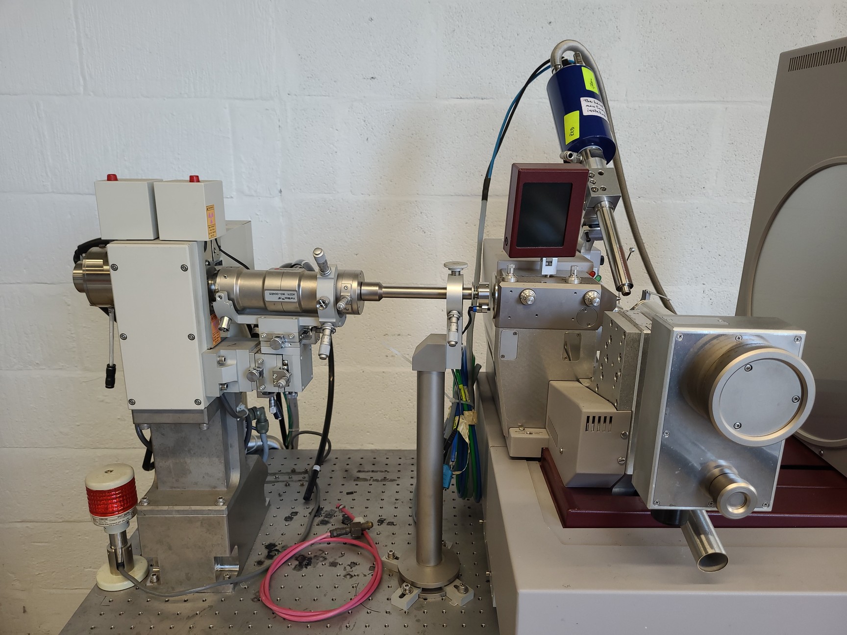 Image of Rigaku Micro Max 007 X-ray Generator System Protein Crystallography + Marcam CCD