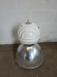 Thumbnail image of 24 x Holophane Luminaire P7 Industrial Lights DPPB400MVD.92.M Lighting Fittings