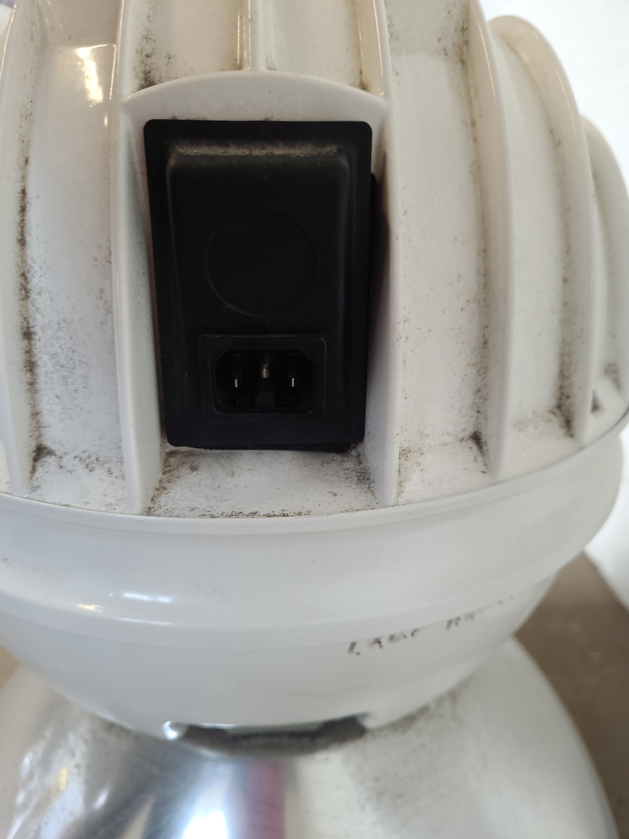 Image of 24 x Holophane Luminaire P7 Industrial Lights DPPB400MVD.92.M Lighting Fittings