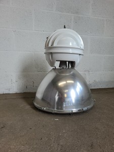 Thumbnail image of 24 x Holophane Luminaire P7 Industrial Lights DPPB400MVD.92.M Lighting Fittings
