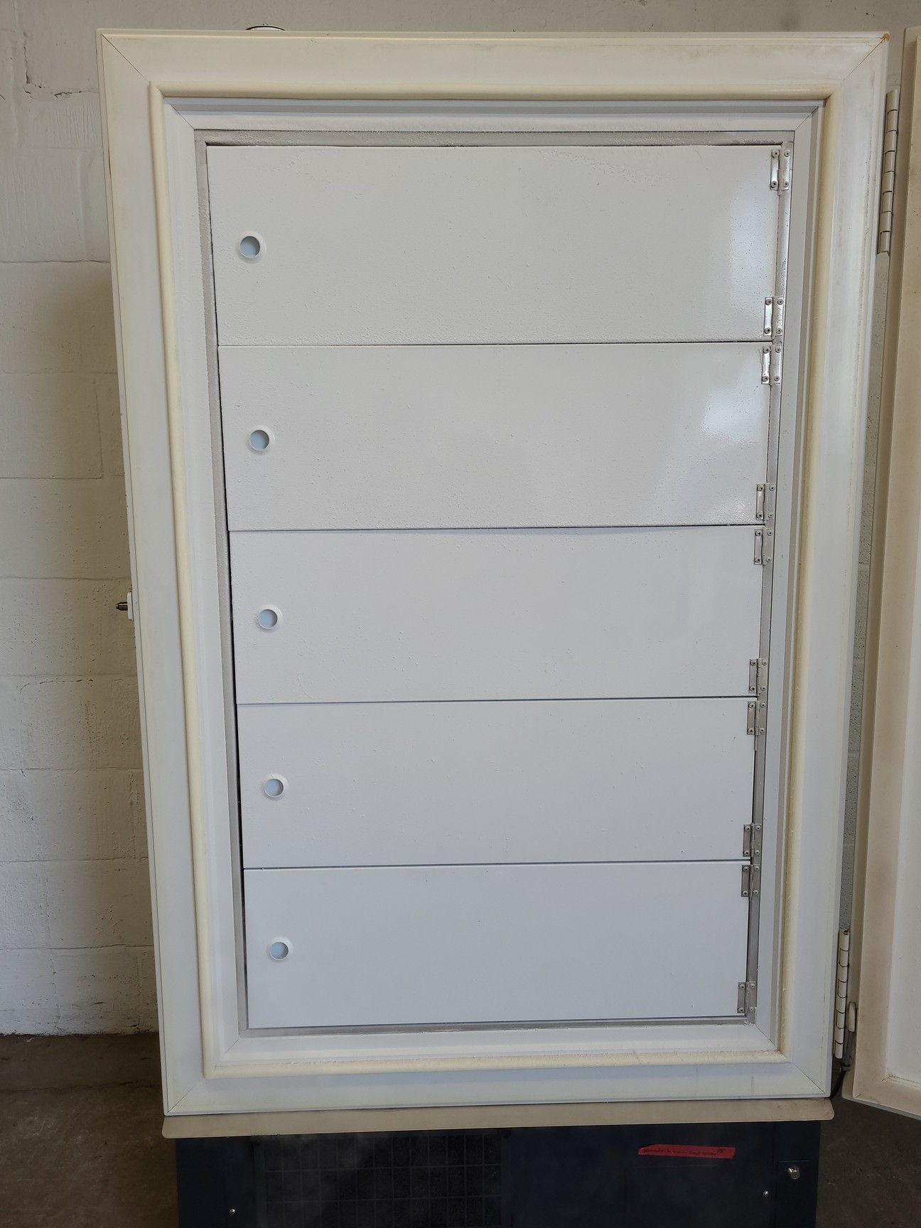 Image of New Brunswick Scientific U570 Ultra Low Temperature Freezer -86 Laboratory Lab