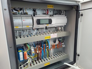 Thumbnail image of Airedale UCC70DSQ-2/1 Ultima Compact Chiller (2016) Air Cooled Liquid Chiller
