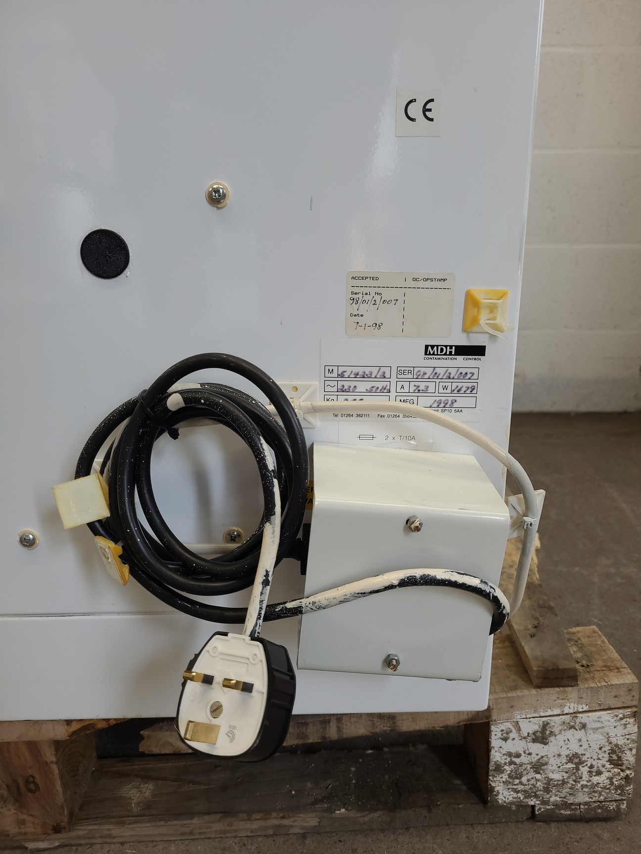 Image of Microflow Biological Safety Cabinet Ducted Lab