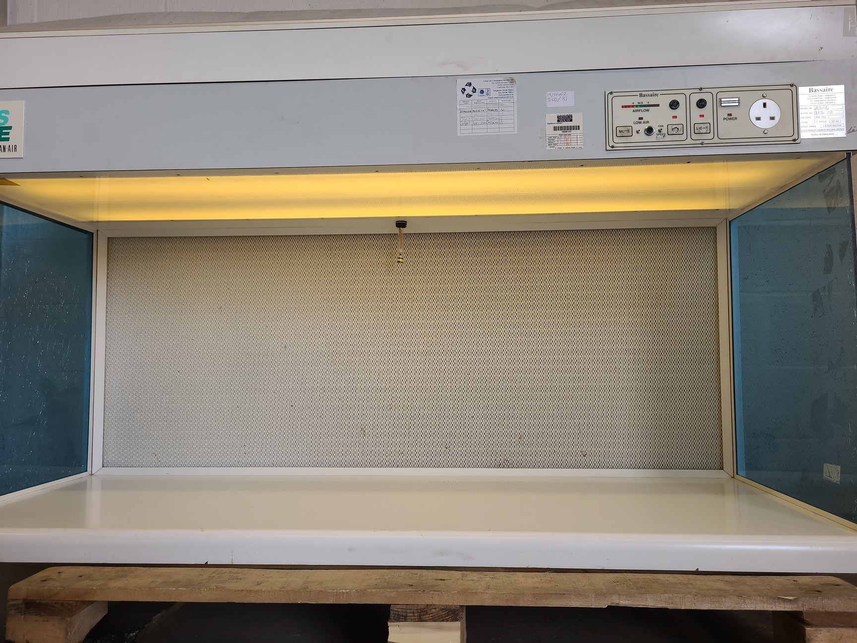 Image of Bassaire A5HD Laminar Flow Cabinet Lab