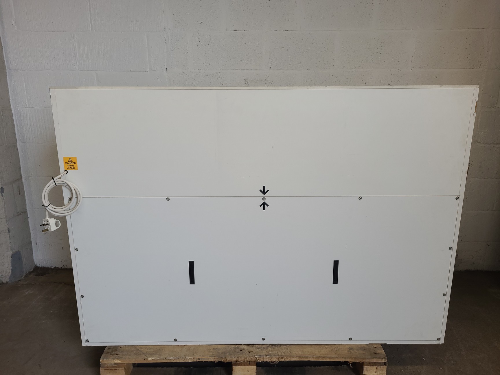 Image of Bassaire A5HD Laminar Flow Cabinet Lab
