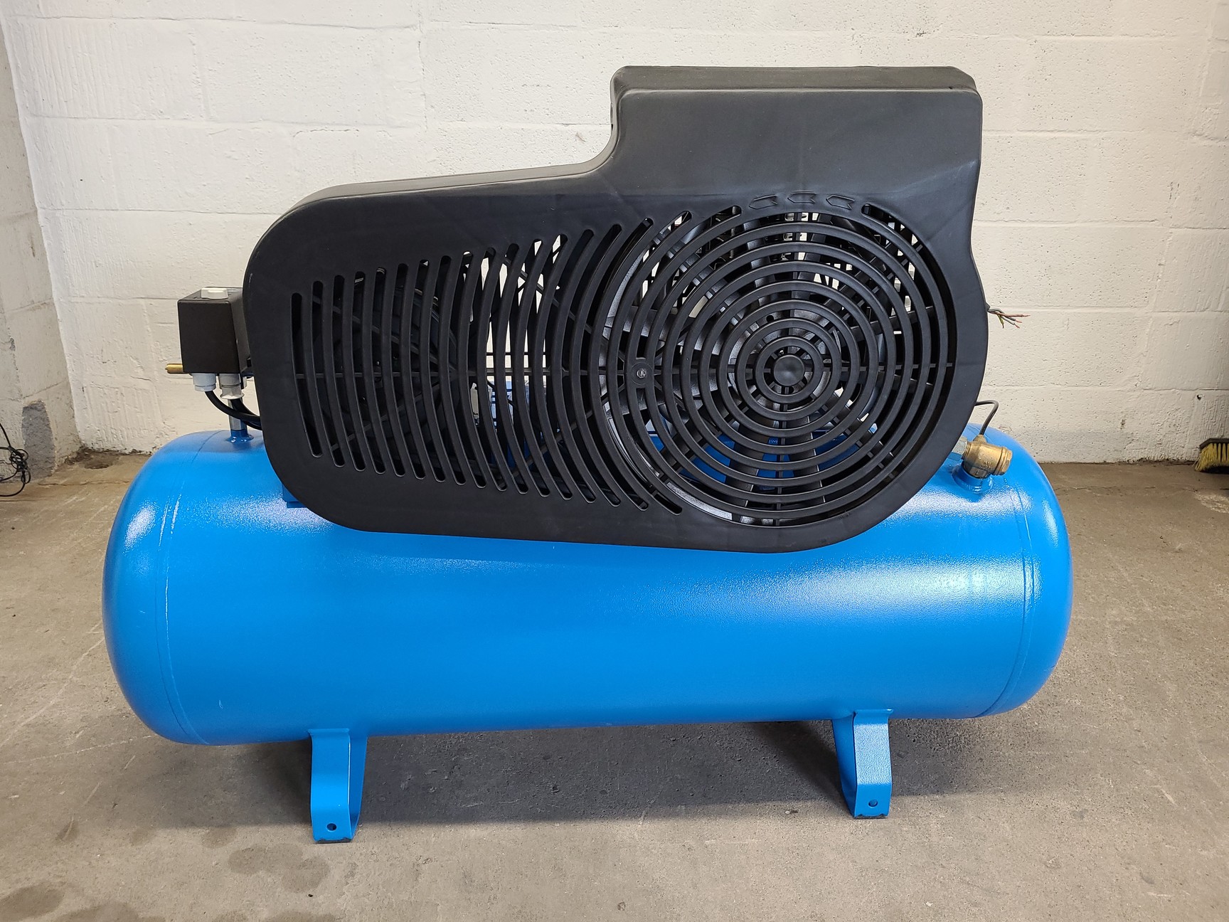 Image of ABAC Air Compressor 400V 3 Phase 5.5hp 200 ltr