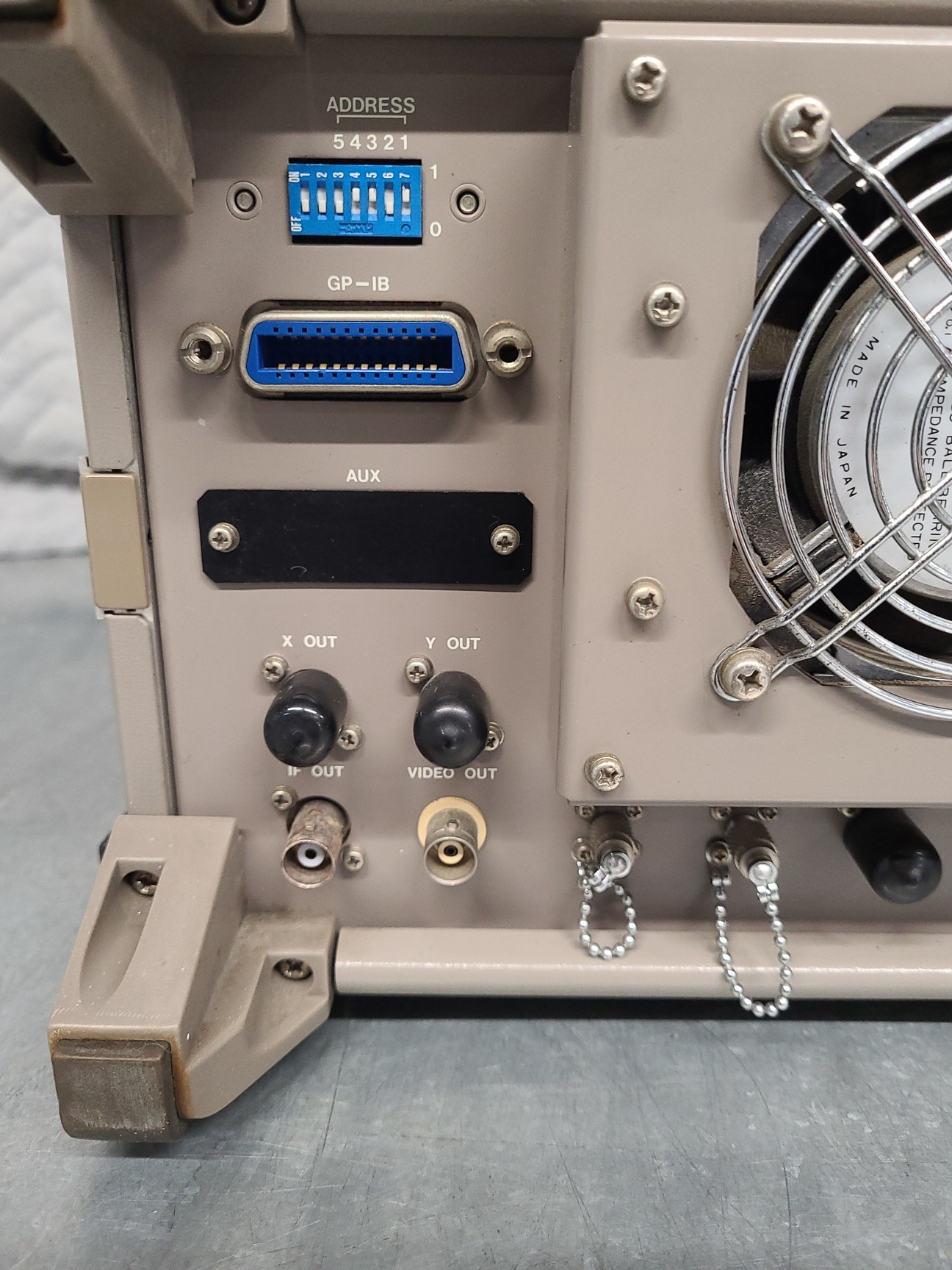 Image of Takeda Riken Spectrum Analyser TR4133B 100 Kcs to 20 GHz Lab