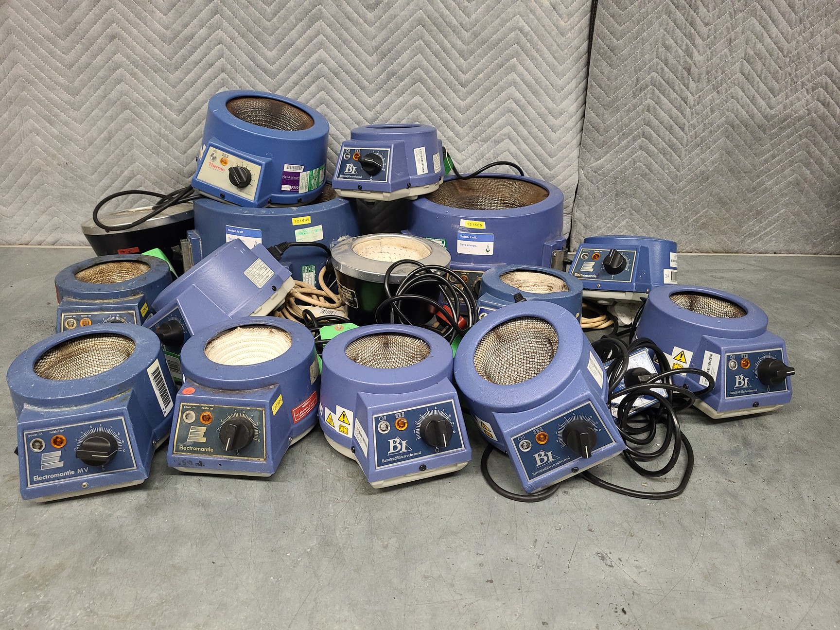 Image of Job Lot of 15 Laboratory Heating Mantles - Electrothermal, Barnstead, Lab