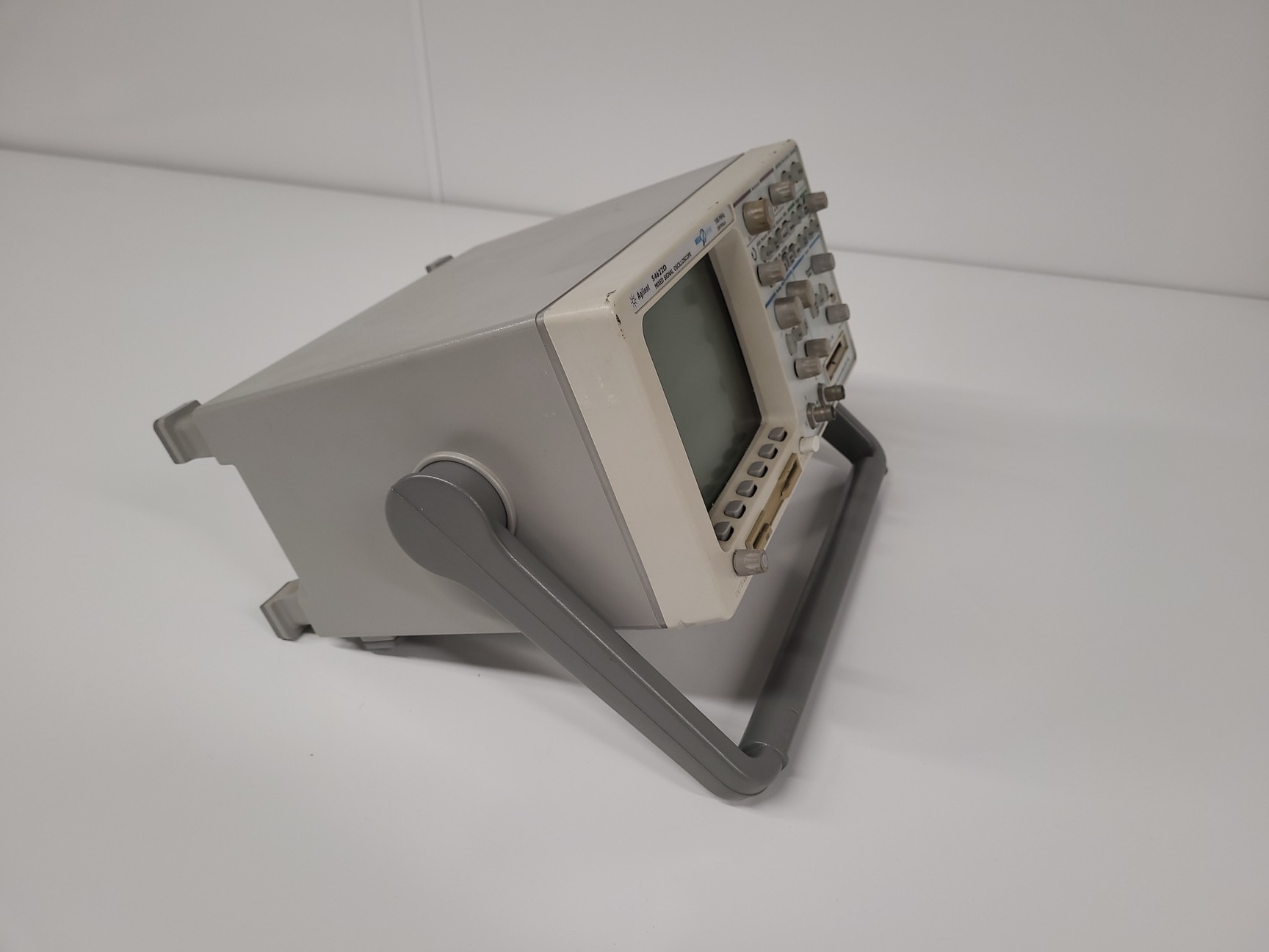 Image of Agilent Model 54622D Digital Mixed Signal Oscilloscope Lab