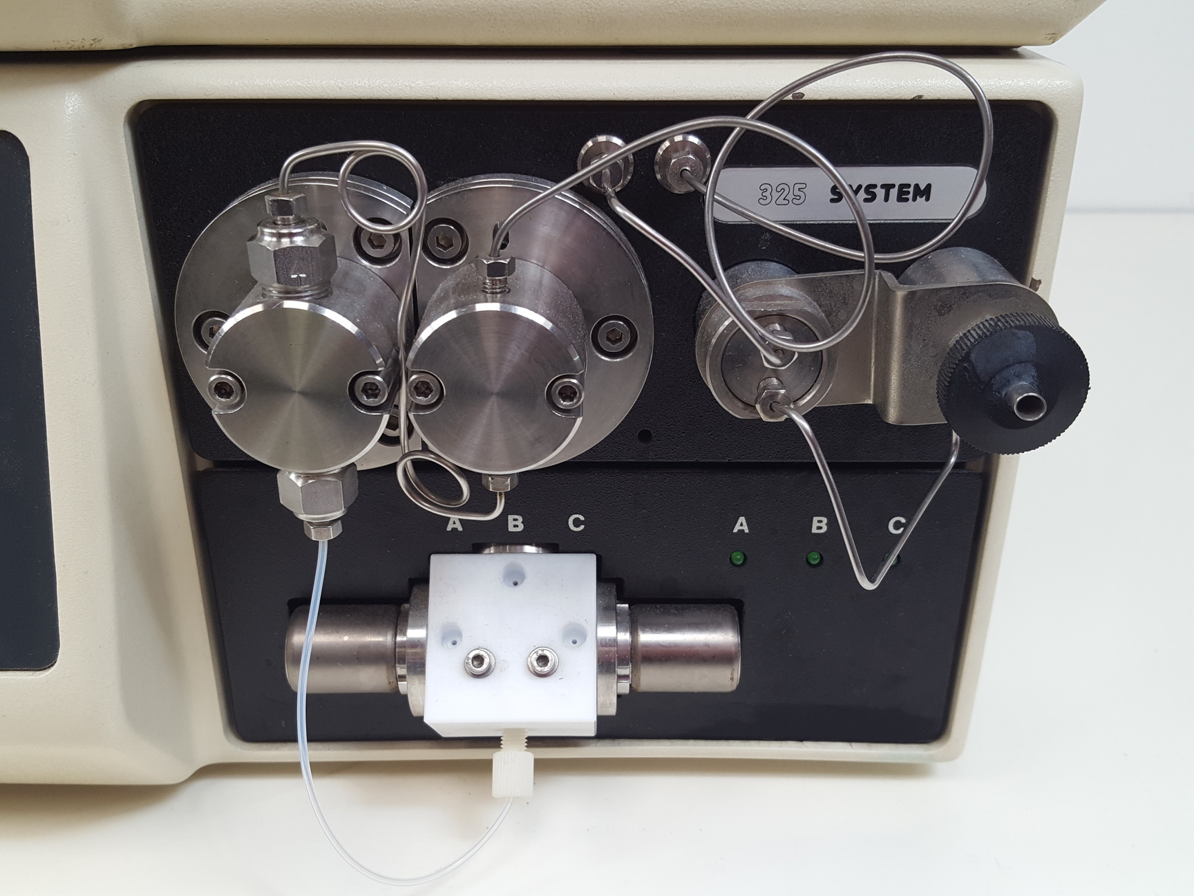 Image of Kontron Instruments HPLC Analysis System - 2x HPLC 360 Autosampler 2 x 325 Pump