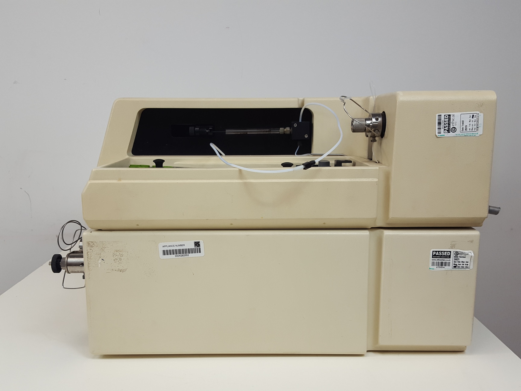 Image of Kontron Instruments HPLC Analysis System - 2x HPLC 360 Autosampler 2 x 325 Pump
