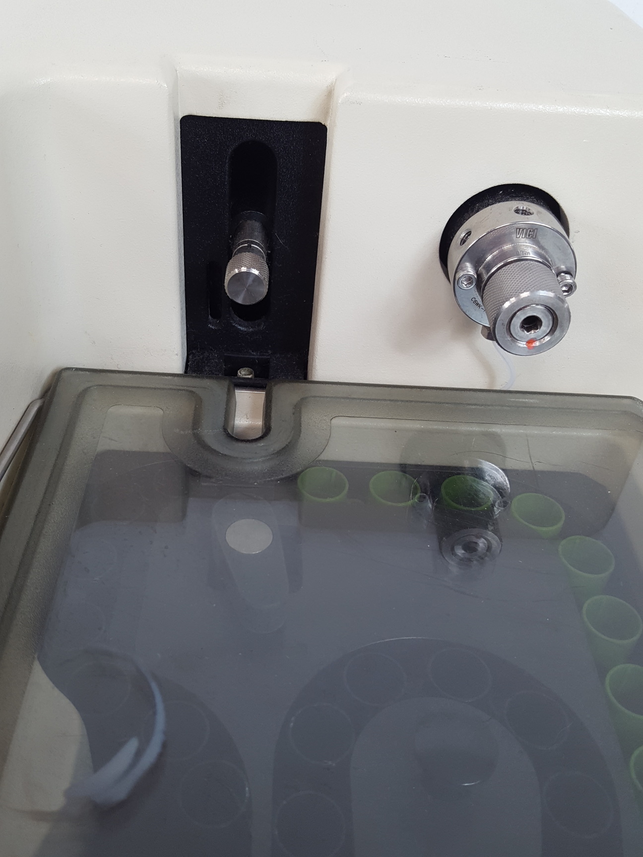 Image of Kontron Instruments HPLC Analysis System - 2x HPLC 360 Autosampler 2 x 325 Pump