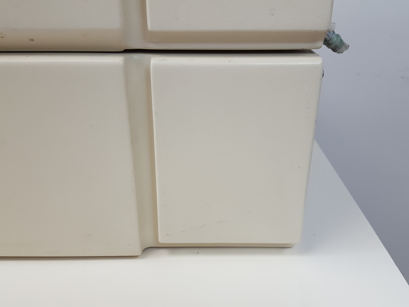 Image of Kontron Instruments HPLC Analysis System - 2x HPLC 360 Autosampler 2 x 325 Pump