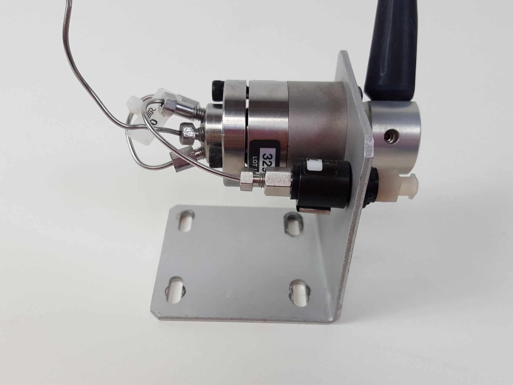 Image of Kontron Instruments HPLC Analysis System - 2x HPLC 360 Autosampler 2 x 325 Pump