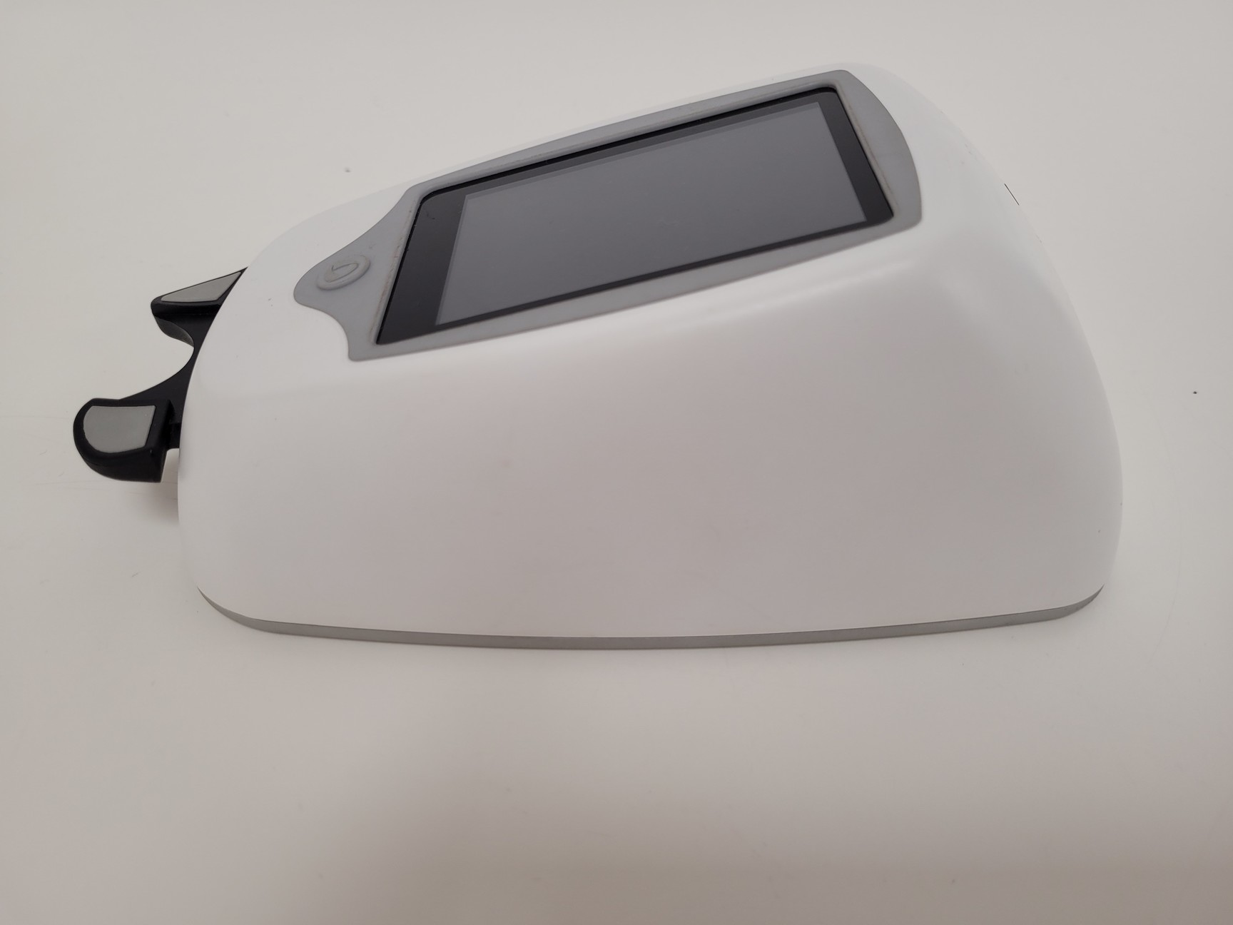 Image of Moxi Z Automated Cell Counter Lab