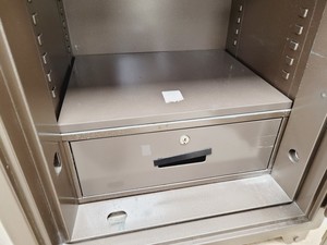 Thumbnail image of Leabank Royal Safe with Key & Combination Locking System