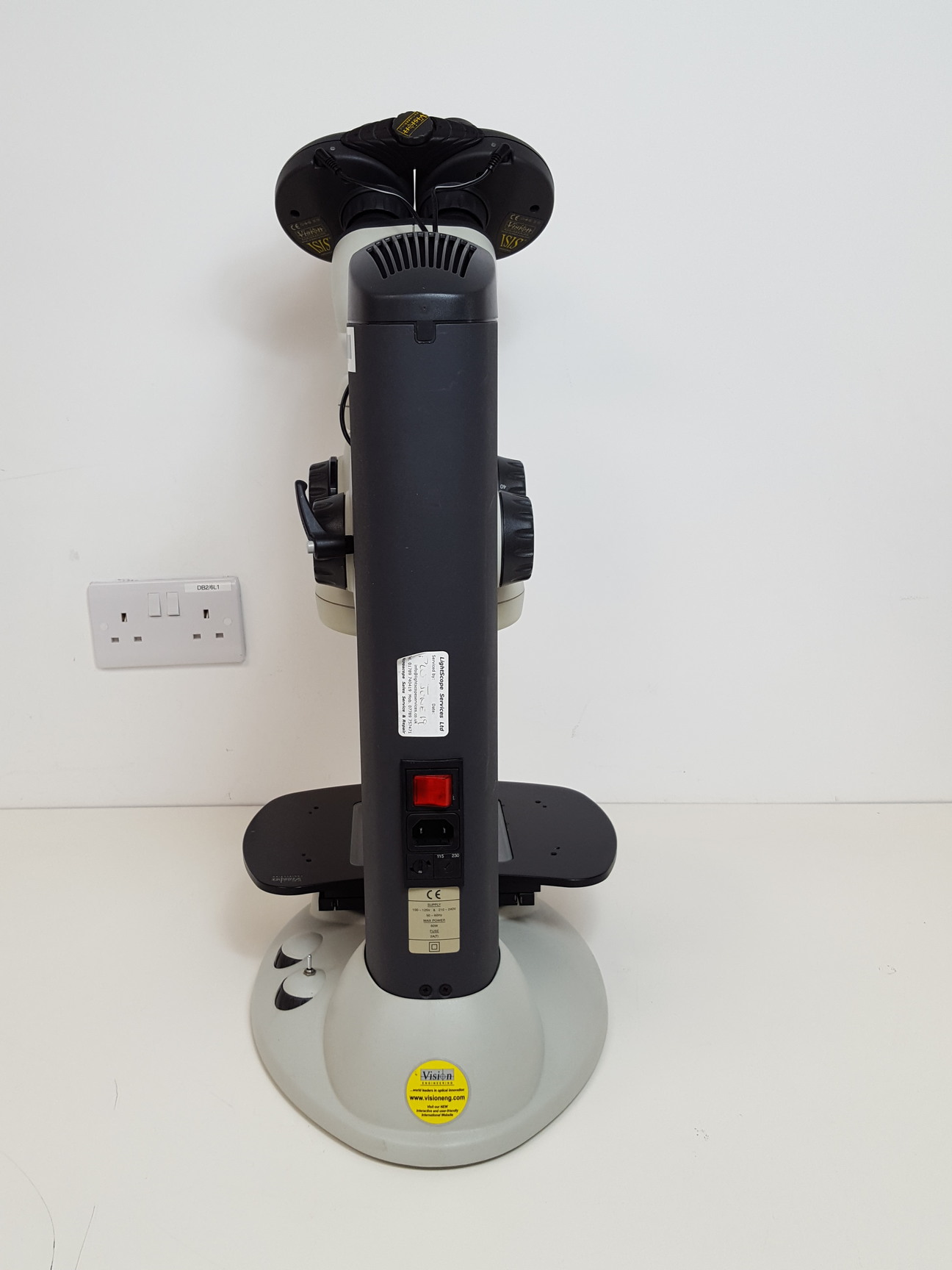 Image of Vision Engineering ISIS Laboratory Ergonomic Microscope Lab