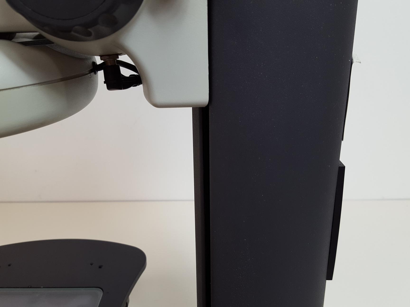 Image of Vision Engineering ISIS Laboratory Ergonomic Microscope Lab