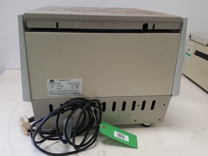Thumbnail image of 6 x Benchtop Centrifuges - MSE Centaur 2, Heraeus Biofuge A, Eppendorf 5415 Lab