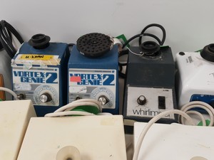 Thumbnail image of 18 x Laboratory Vortex Mixers - Fisherbrand Fisher Scientific, Stuart, Grant Lab