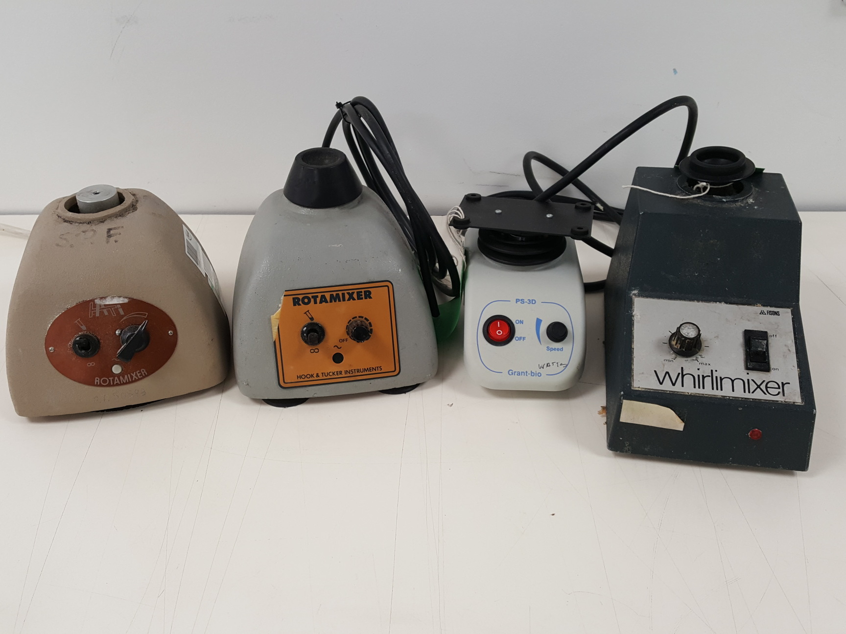 Image of 18 x Laboratory Vortex Mixers - Fisherbrand Fisher Scientific, Stuart, Grant Lab