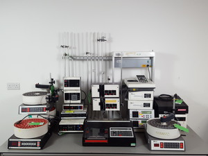 Thumbnail image of 20 x Pharmacia Biotech FPLC- Pumps, Power Supplies, Fraction Lab Job Lot
