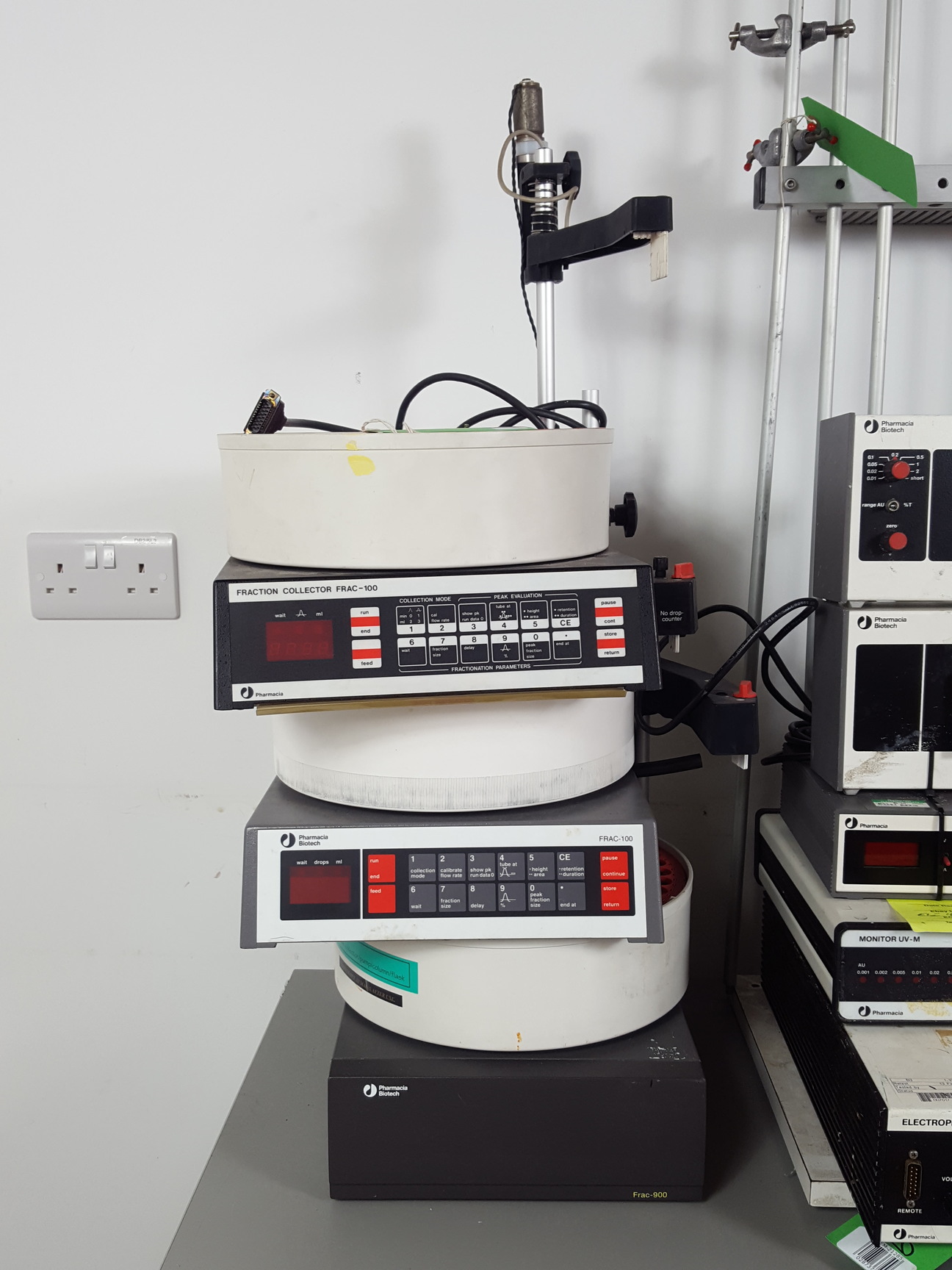 Image of 20 x Pharmacia Biotech FPLC- Pumps, Power Supplies, Fraction Lab Job Lot