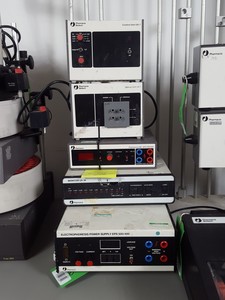 Thumbnail image of 20 x Pharmacia Biotech FPLC- Pumps, Power Supplies, Fraction Lab Job Lot
