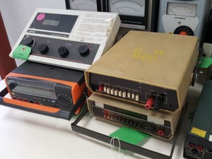 Thumbnail image of 19 x Multimeters, Conductivity Meters  - Keithley, Farnell, Thurlby, Lab Job Lot
