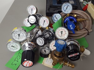 Thumbnail image of Job Lot of Pirani Vacuum Gauges, Regulators, Flow Controllers, Controllers, Lab