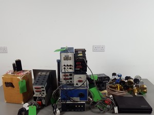 Thumbnail image of Job Lot of Pirani Vacuum Gauges, Regulators, Flow Controllers, Controllers, Lab