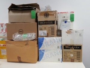 Thumbnail image of Large Lot of Plastic Laboratory Consumables - Microplates, Tubes,  Pipette Tips 