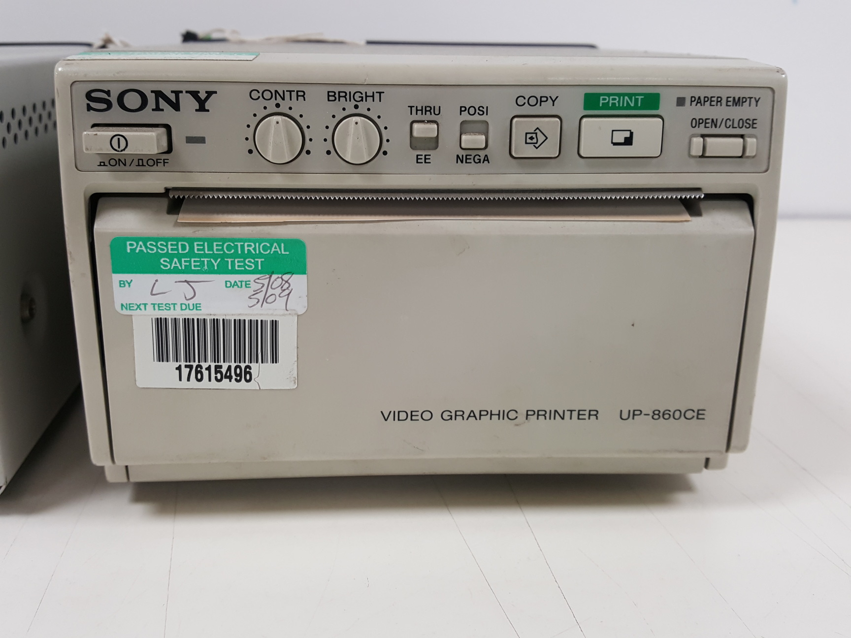 Image of 4 x Sony & Mitsubishi Video Graphic Printers Thermal Printers UP-895CE Lab