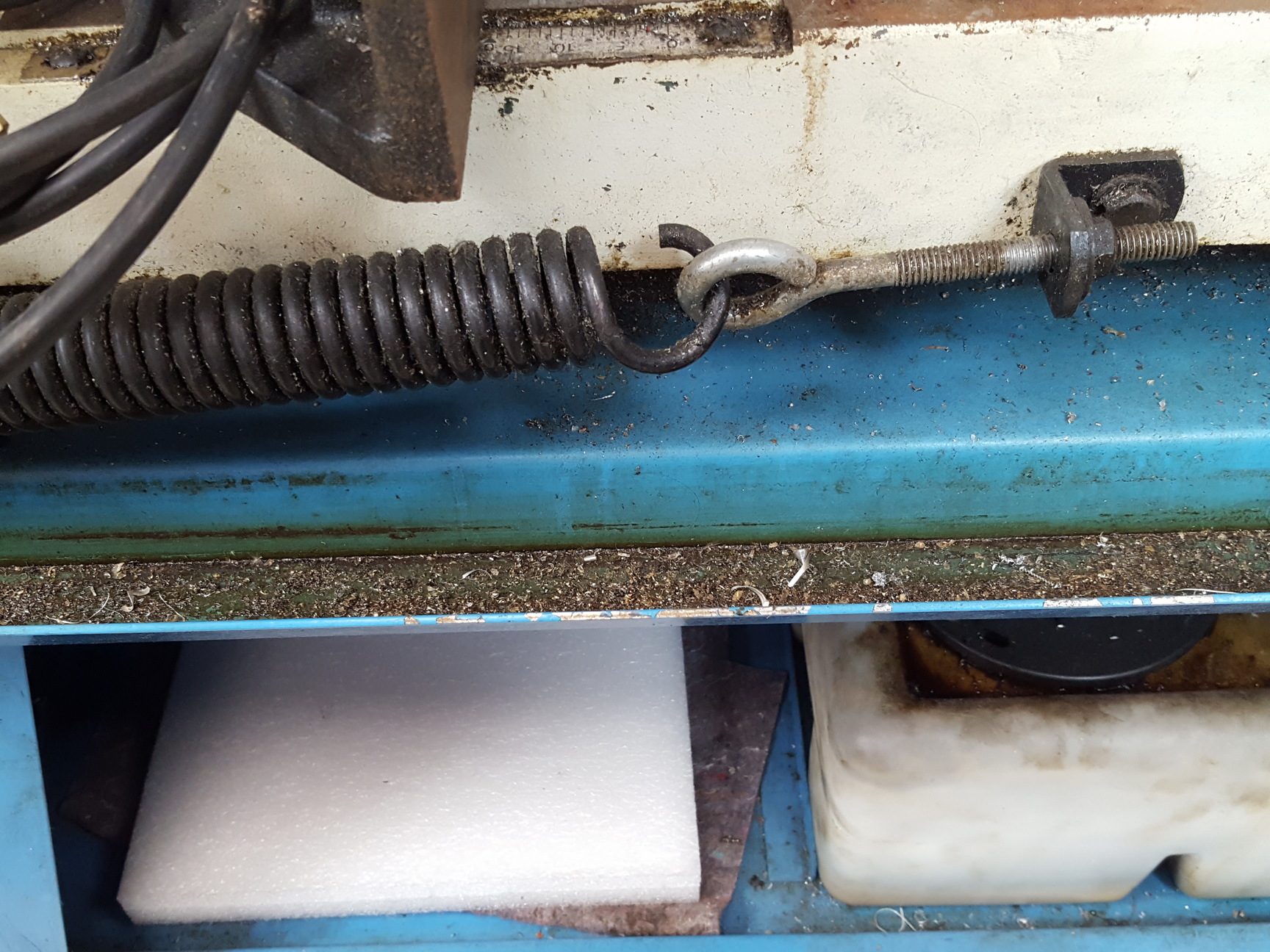 Image of Chester UK 8" Metal Cutting Bandsaw  Model: RF-812N - Band Saw